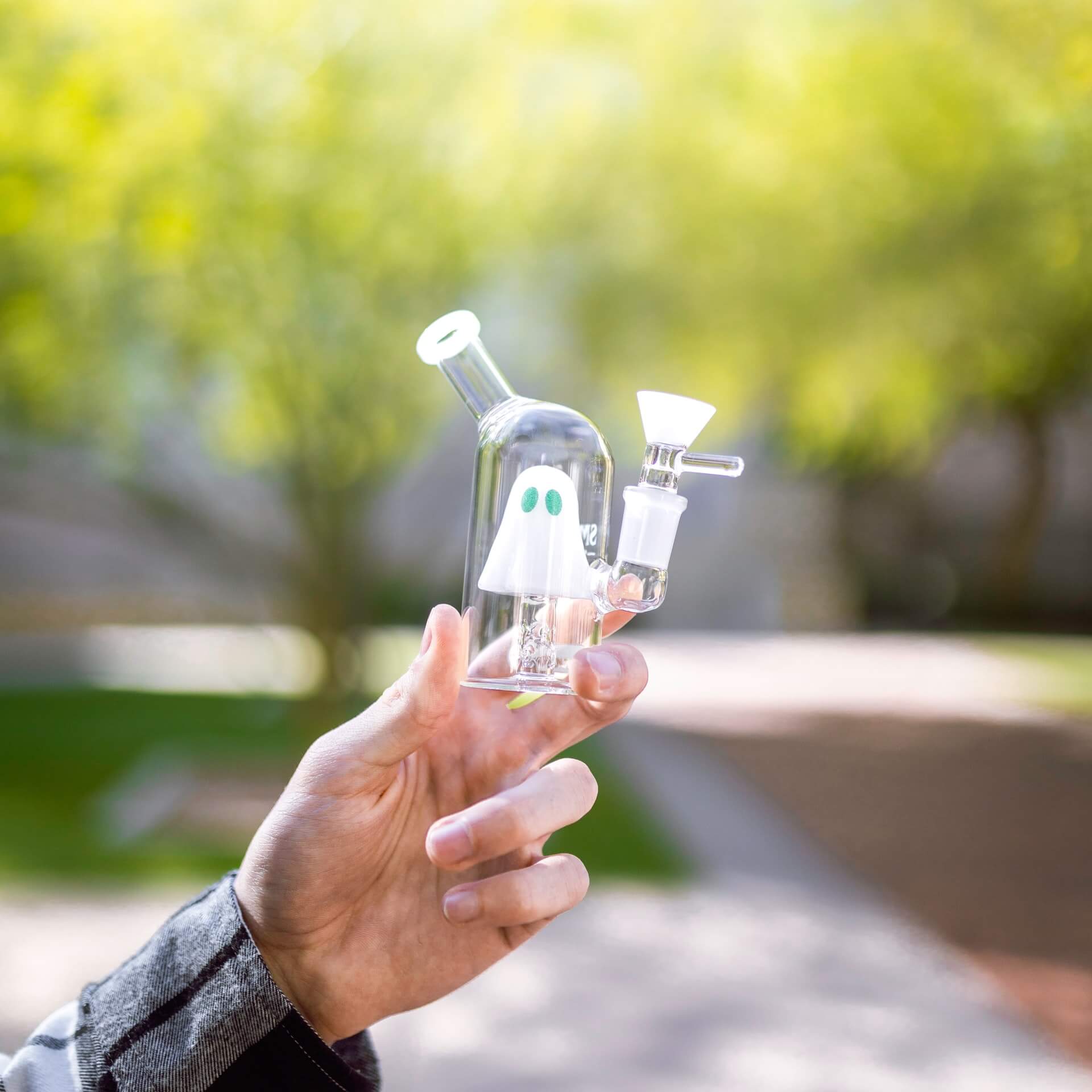 How to Clean a Bubbler? Best Ways To Clean a Bubbler WeeDeeliver